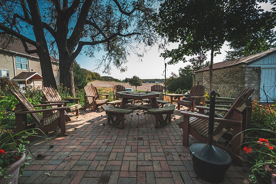 Peaceful-Retreat-Setting Peaceful Retreat Setting